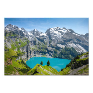 Foto Lago alpino Oeschinensee en Suiza