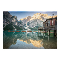 Lago di Braies en los Dolomitas de Italia