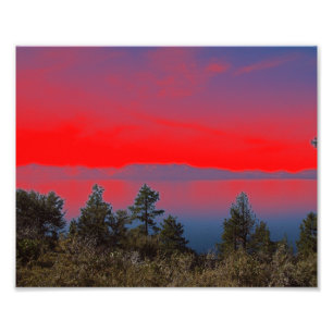 Foto Lago Y cielo rojo