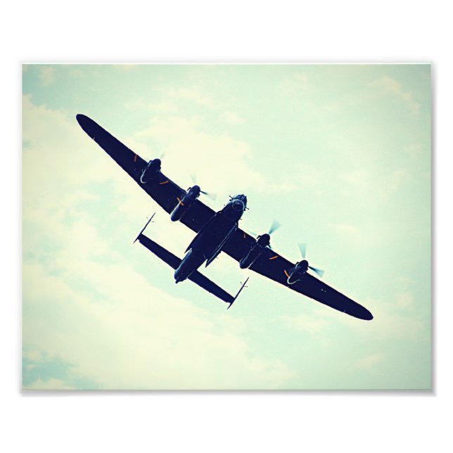Foto Lancaster Bomber En Vuelo. (Frente)
