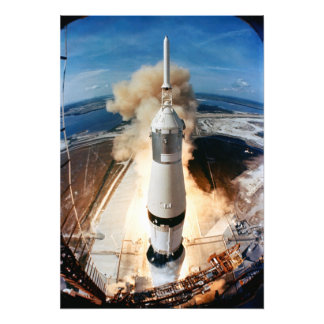 Foto Lanzamiento del cohete Saturno V de Apolo a la Lun