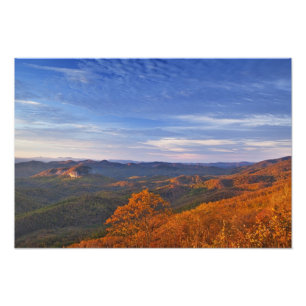 Foto Looking Glass Rock al amanecer en Pisgah