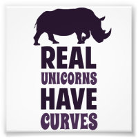 Los Unicornios Reales Tienen Curvas