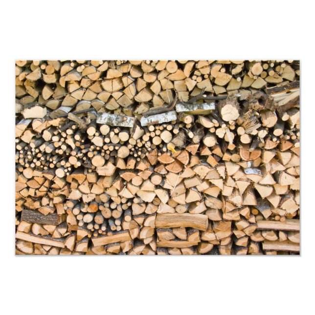 Foto Madera cortada en una pila (Frente)