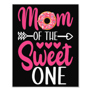 Foto Mamá de la dulce un donut rociado