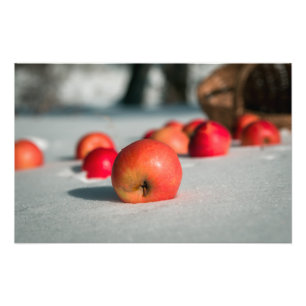 Foto Manzanas en la nieve