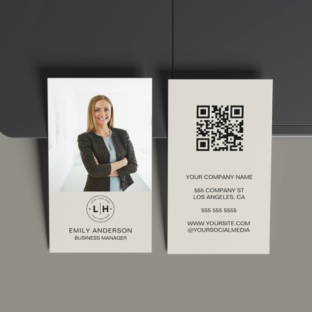 Foto mínima QR Photo Professional Tarjeta de visit (Modern Minimal Custom Photo Logo QR Neutral Tone Business Card)