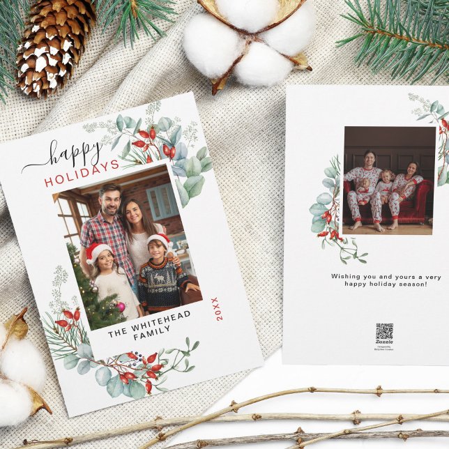Foto minimalista de Navidad botánica con vegetació (You will love these beautiful Christmas cards! They feature botanical watercolor pine and berries.)