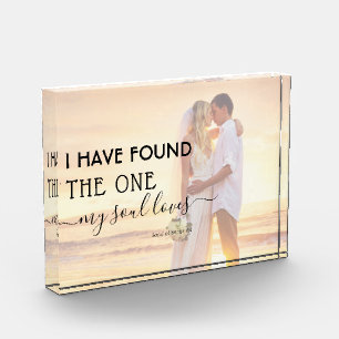 Foto moderna comprometida encontrada de uno que am