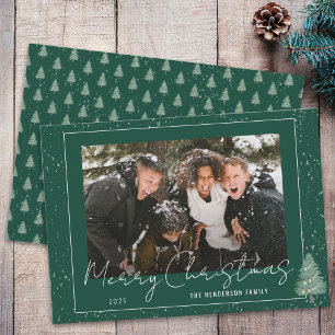 Foto moderna de Navidad familiar en bosque nevado