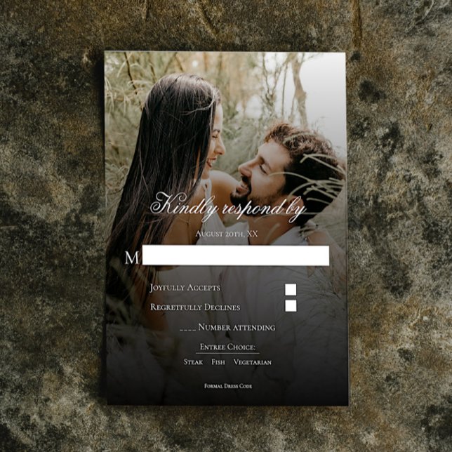 Foto moderna y tarjeta RSVP de boda negra superpue (Modern Photo and Black Overlay Wedding RSVP Card)