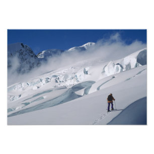 Foto Montañero en el glaciar Tasman en Monte