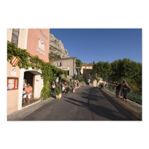Foto Moustiers-Sainte-Marie, Provenza, Francia. 2