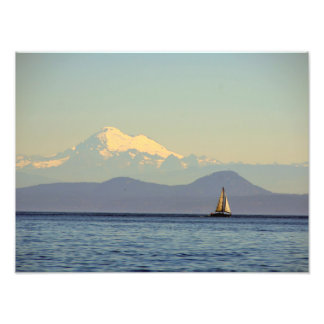 Foto Mt. Baker y Sailboat - Puget Sound, Washington