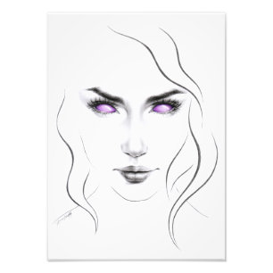 Foto Mujer con extraños ojos morados Arte lineal minima