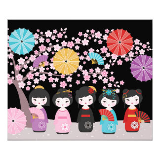 Foto Muñecas kokeshi japonesas negras