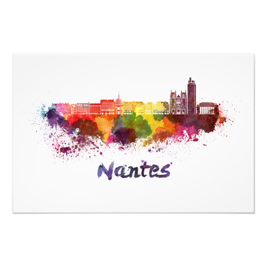 Foto Nantes skyline in watercolor
