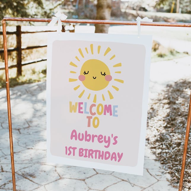 Foto Nuestro Pequeño Signo de Bienvenida de Primer Cump (Our Little Sunshine 1st Birthday Welcome Sign, Girl Summer Sun Birthday Welcome Sign, First Birthday)