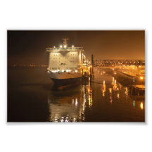 Orgullo del Ferry de Hull por la Noche – Atmosféri