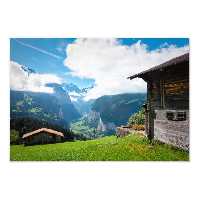 Foto Paisaje en el valle de Lauterbrunnen, Suiza (Frente)