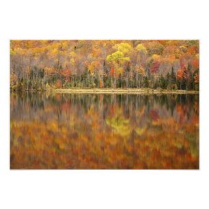 Foto Paisaje otoñal con lago, Vermont, EE.UU.