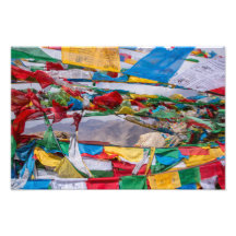 Paisaje tibetano con banderas de oración - Himalay