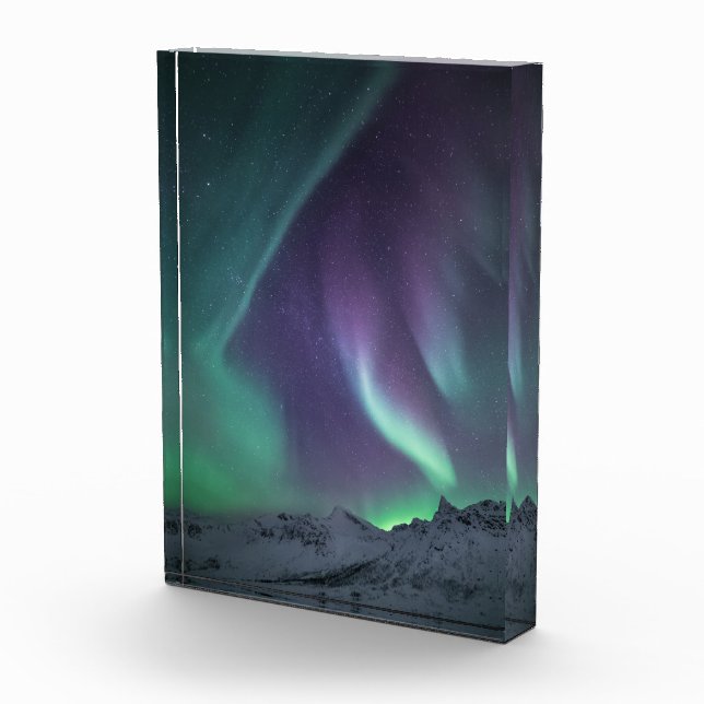 Foto paisajística de las luces del norte (Derecha)