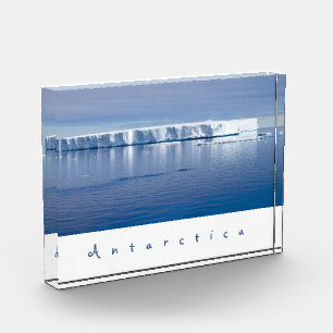 Foto panorámica del iceberg de la Antártida con te