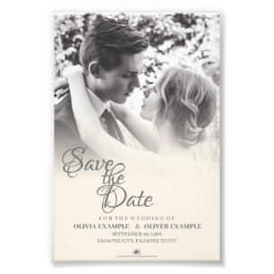 Foto Pareja de bodas de besos en monocromo