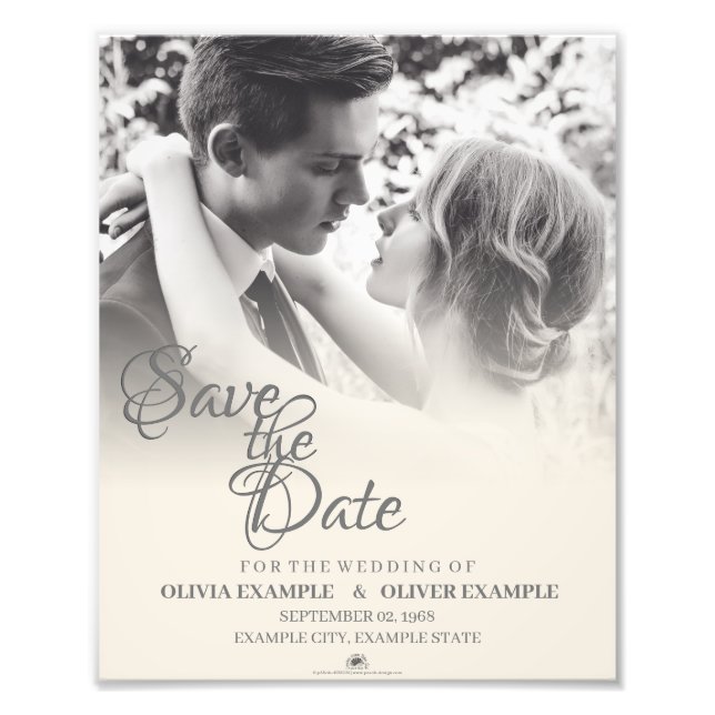 Foto Pareja de bodas de besos en monocromo (Frente)