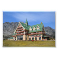 Parque nacional de los lagos de Waterton, Hotel Pr