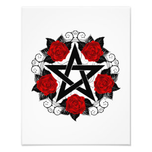 Foto Pentagram con rosas rojas