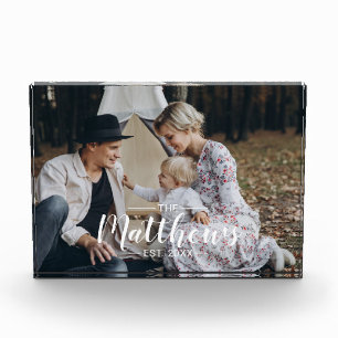 Foto personalizada con apellido y año de fundación