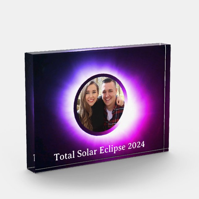 Foto personalizada de eclipse solar total 2024 (Izquierda)