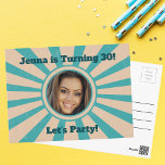 Foto personalizado Invitación a fiesta de cumpleañ<br><div class="desc">Guay retro tan y la verde azulada invitación de postal de cumpleaños para un fiesta adulto. Personalizar con la fotografía del honorario y personalizar los detalles de su fiesta en la parte posterior de la invitación.</div>