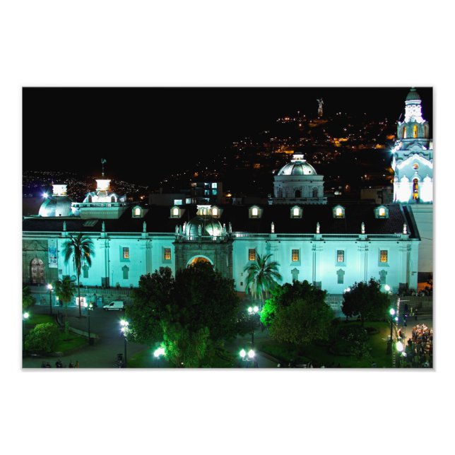 Foto Plaza de la Independencia, Quito, Ecuador (Frente)