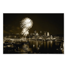 Foto Premium-Pittsburgh Noche con fuegos artificia