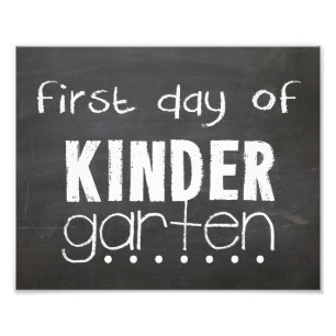 Foto Primer día del Rótulo de Kindergarten Chalkboard