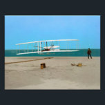 Foto Primer vuelo de avión de Wright Brothers<br><div class="desc">Fotografías coloreadas en blanco y negro que espero inspiren su imaginación y emociones.</div>