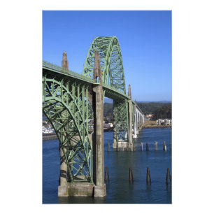 Foto Puente de la Bahía Yaquina que atraviesa la Bahía 