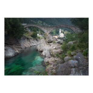 Foto Puente de Lavertezzo en Valle Verzasca, Suiza