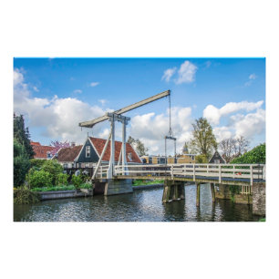 Foto Puente de madera levantada por los holandeses