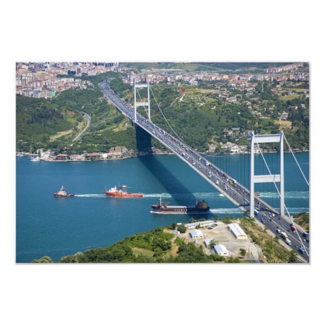 Foto Puente Fatih Sultan Mehmet sobre el Bósforo, (Frente)