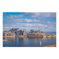 Puerto de Sliema y rascacielos de Malta
