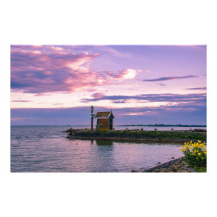 Foto Puesta de sol rosa sobre el lago