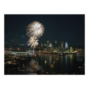 Foto Raro-Pittsburgh en la noche con los fuegos