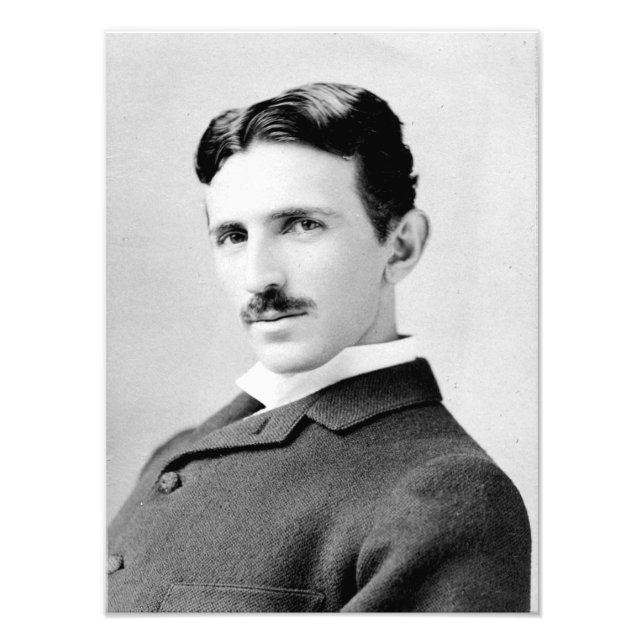 Foto Retrato de Nikola Tesla (Frente)