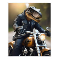 **"Rex reactivado: T-Rex en cuero en motocicleta