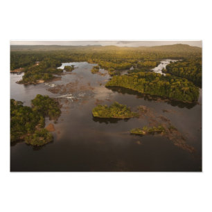 Foto Río Essequibo, río más largo de Guyana, y 4