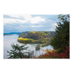 Foto Río Misisipi y bosques durante el otoño